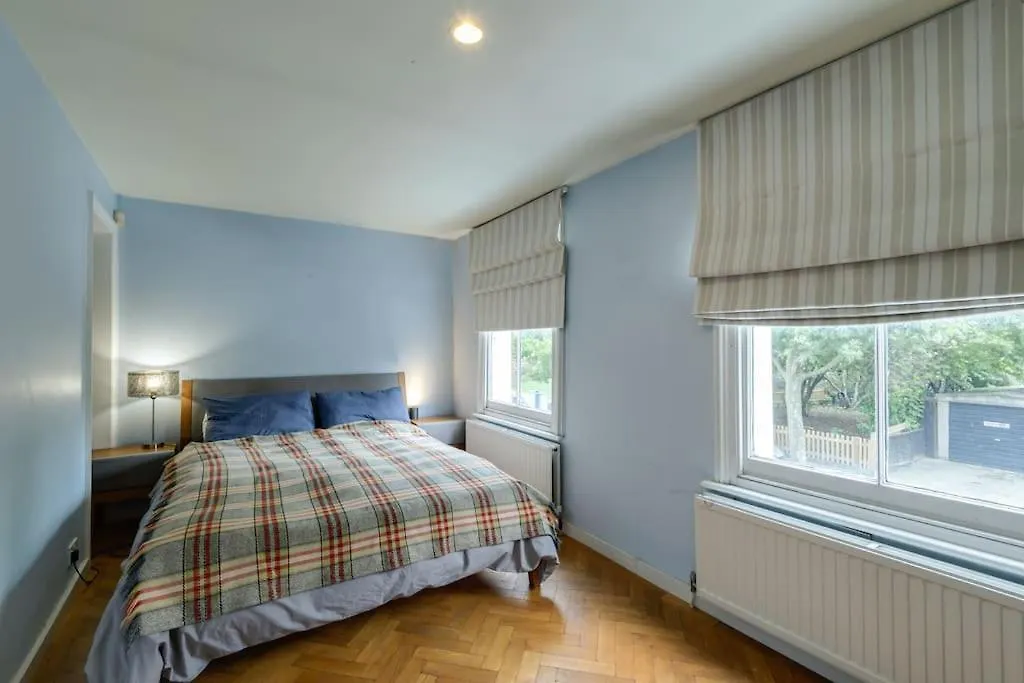 1 Bed Townhouse In Battersea Close To River Thames-1